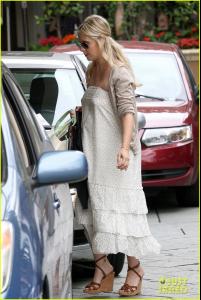 post-22656-0-75413700-1340090224_thumb.j