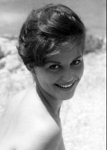 post-27165-0-37972900-1340640752_thumb.j