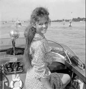 post-27165-0-51821700-1340350234_thumb.j