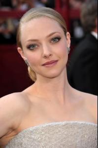 Amanda_Seyfried_001.jpg