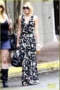 post-38290-0-15556500-1339281721_thumb.j