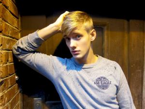 post-60960-0-09365800-1340371707_thumb.j