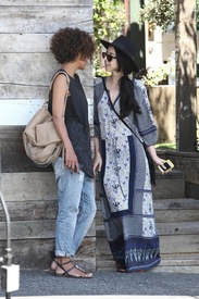 Halle Berry leaving Eveleigh Restaurant in West Hollywood 10.06.2012_19.jpg