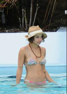 post-31427-0-54073300-1403627698_thumb.j