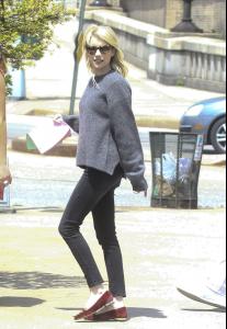 Emma Roberts 16.jpg