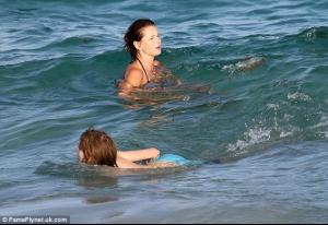 post-65041-0-41346500-1434913369_thumb.j