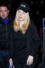 iggy-azalea-at-los-angeles-international-airport-05-18-2016_1.jpg