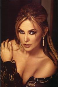 28221_araceliarambula006_vi.jpg
