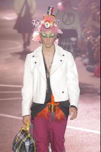 John_20Galliano_20High_20Quality_20Spring_20Summer_202009_20Mens_20Runway_20Pictures_20_324__jpg.jpg