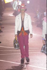 John_20Galliano_20High_20Quality_20Spring_20Summer_202009_20Mens_20Runway_20Pictures_20_332__jpg.jpg