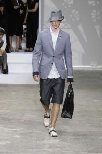 Louis_20Vuitton_20Spring_20Summer_202009_20Mens_20Runway_20Pictures_20_465__jpg.jpg
