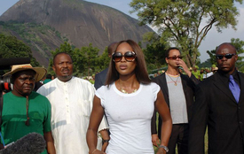 naomi-campbell-nigeria-11072008_01.jpg