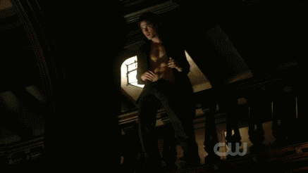 dance-with-vicki-damon-salvatore-9071188-437-246.gif