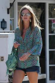 Nicky_Hilton_MalibuJuly222011007.jpg