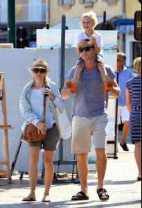 post-38290-0-35507600-1342453210_thumb.j