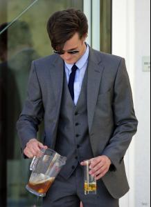 post-38337-0-26729700-1343192381_thumb.j