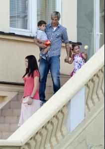 post-45626-0-62378800-1341395131_thumb.j