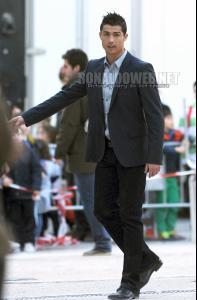 post-46782-0-48536500-1342471551_thumb.j