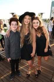 paris-berelc-just-jared-jr.-s-celebration-of-disney-s-mxyz-collection-in-los-angeles-june-2016-4.jpg