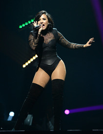 DemiLovato_08072016E (21).jpg