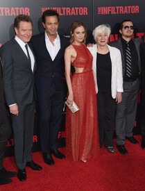 Infiltrator New York Premiere I7qpvYn-FZ8l.jpg