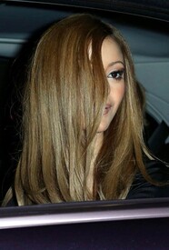 Zahia Dehar Arrivals Versace Haute Couture 2nN9NHfXdEil.jpg