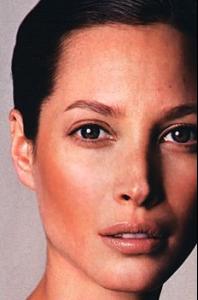 Christy_Turlington_4.jpg