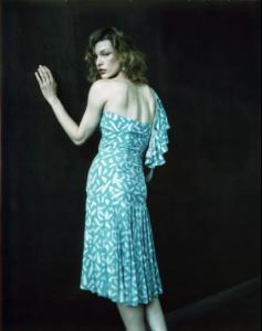 milla_Sample_Jovovich_Septembre_2005__Hawk_designs___roversi__claire2.jpg
