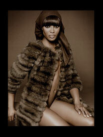 naomi-campbell-dennis-basso-fall09_06.jpg