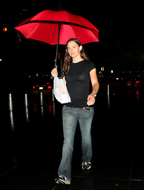 81225_JenniferGarner_net2_122_354lo.jpg