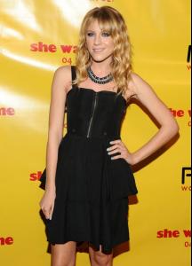 post-31427-0-84647900-1346004723_thumb.j