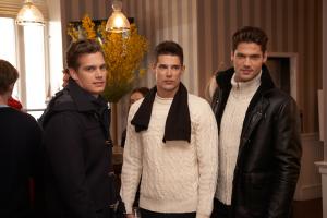 post-34874-0-03520900-1346139347_thumb.j