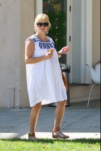 post-38290-0-33636700-1345969107_thumb.j