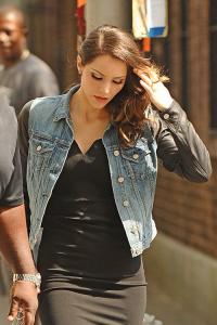 katherine-mcphee-082212- (16).jpg