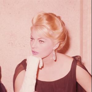 post-27165-0-35870100-1376242015_thumb.j