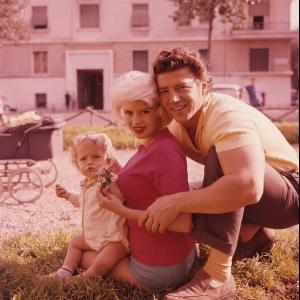 post-27165-0-85313900-1375384973_thumb.j