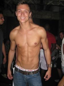 post-60009-0-90367300-1377181216_thumb.j