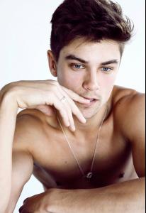 post-60166-0-18282500-1376745112_thumb.j