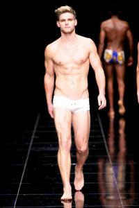 ruald-rheede-springsummer-2014-cape-town-fashion-week-derriuspierrecom-22.jpg