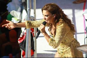 ivete-domingo-1.jpg