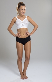 Rosie Jones Full Cup Bra Test 023.jpg