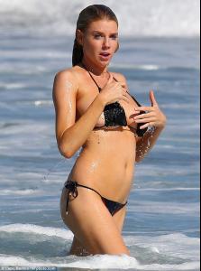 post-46718-0-21823400-1439232402_thumb.j