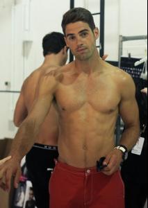 post-81951-0-30684000-1439731921_thumb.j