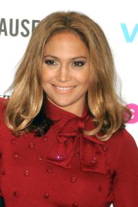 48552_celeb_city_org_Jennifer_Lopez_at_Reception_honoring_Marian_Wright_Edelman_04_123_779lo.jpg