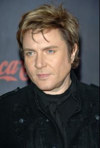 2007_American_Music_Awards_Arrivals_F_7df_w68_gl.jpg