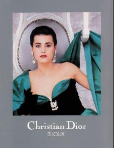 yas_christiandiorbijoux1.jpg