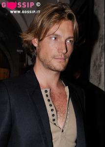 gabriel_aubry_il_marito_modello_di_halle_berry_6243.jpg