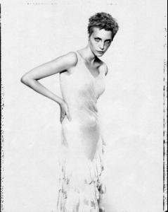 Nadja_Detour_Magazine_US_Mars_1996_byPaoloRoversi_LJ__fashionscreen4.jpg