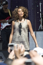 whitney_houston_1_tikipeter_celebritycity_050.jpg