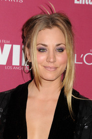 309209424_KaleyCuoco_EWPreEmmyParty_2.jpg